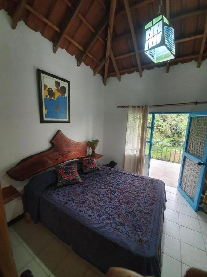 Finca Jardin Del Agua Sasaima Eksteriør billede