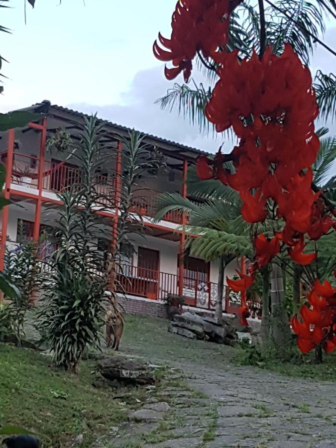 Finca Jardin Del Agua Sasaima Eksteriør billede