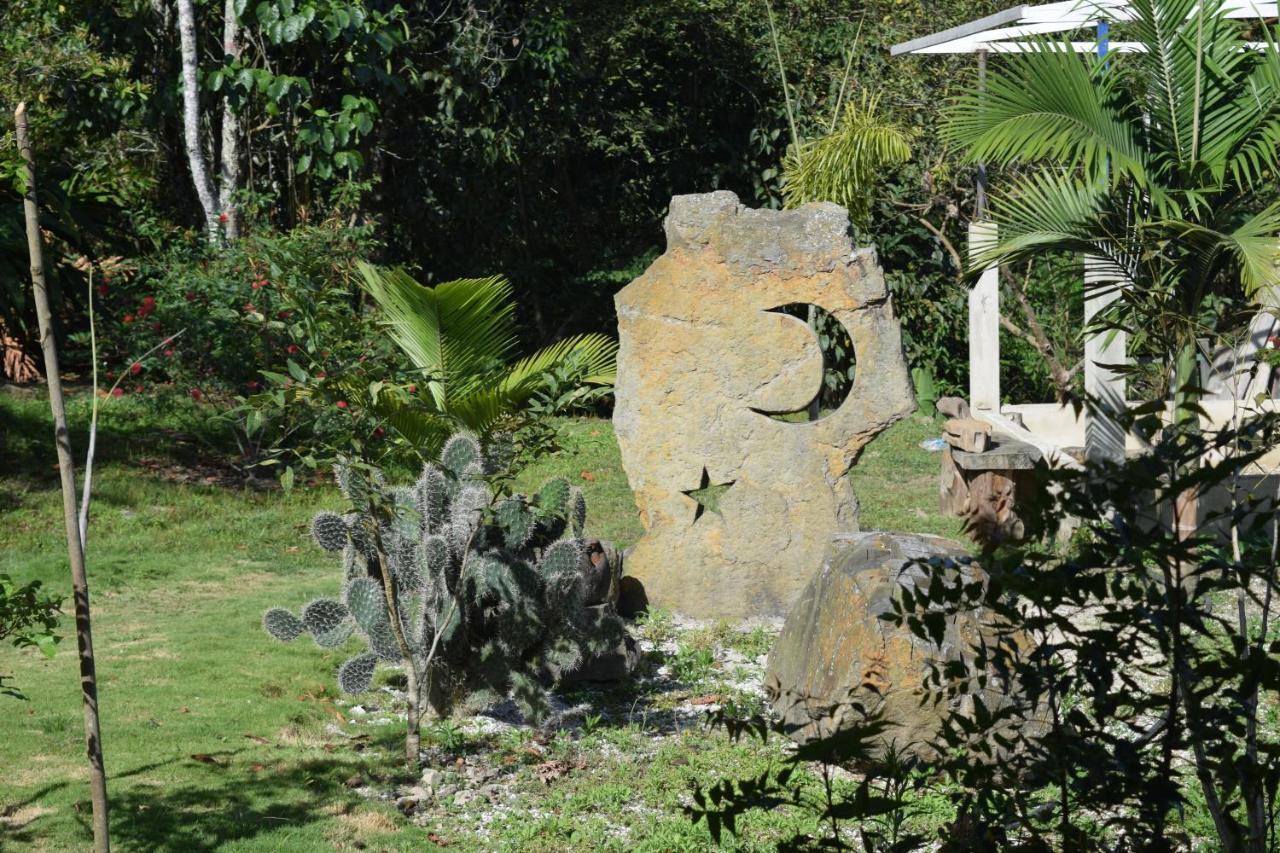 Finca Jardin Del Agua Sasaima Eksteriør billede