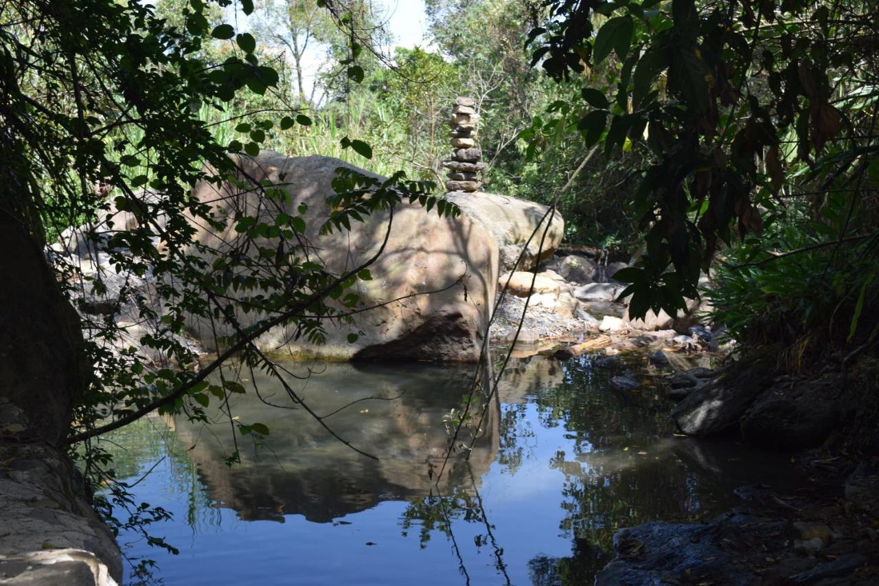 Finca Jardin Del Agua Villa Sasaima Eksteriør billede